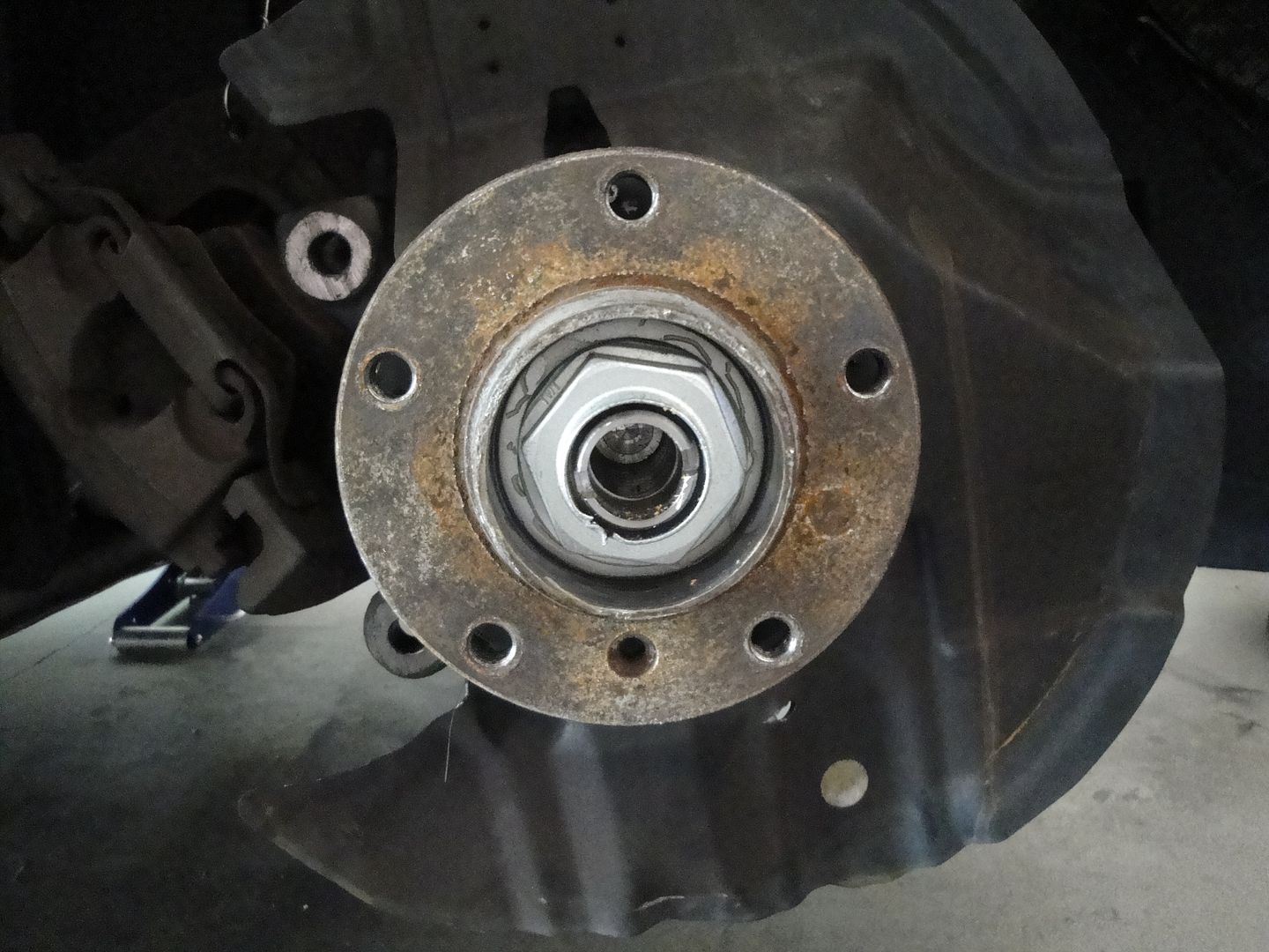 BMW E46 330i ZHP Front Wheel Bearing DIY doityourself